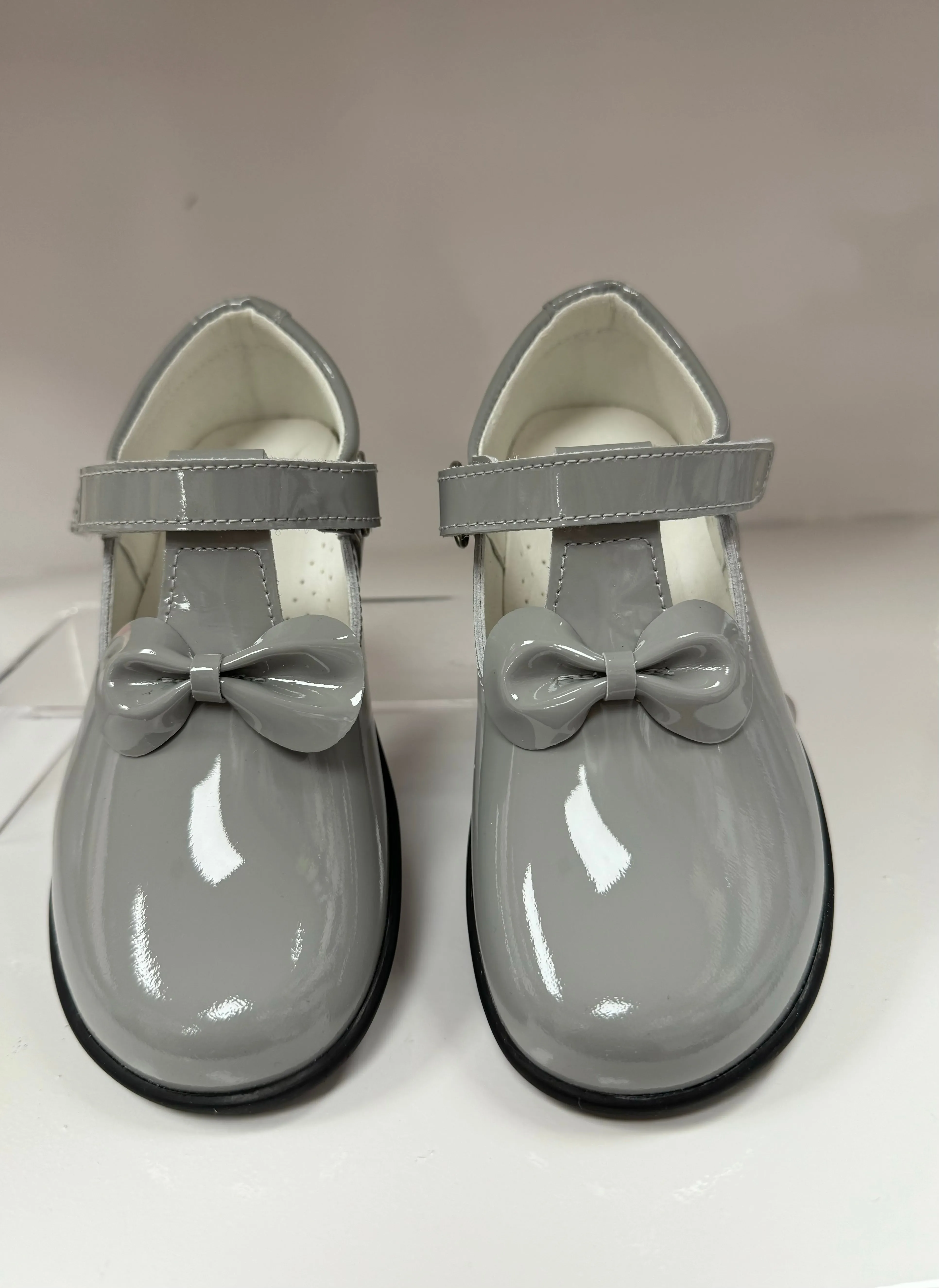 212593-10 Light Grey (ICE) Andanines Velcro Shoe