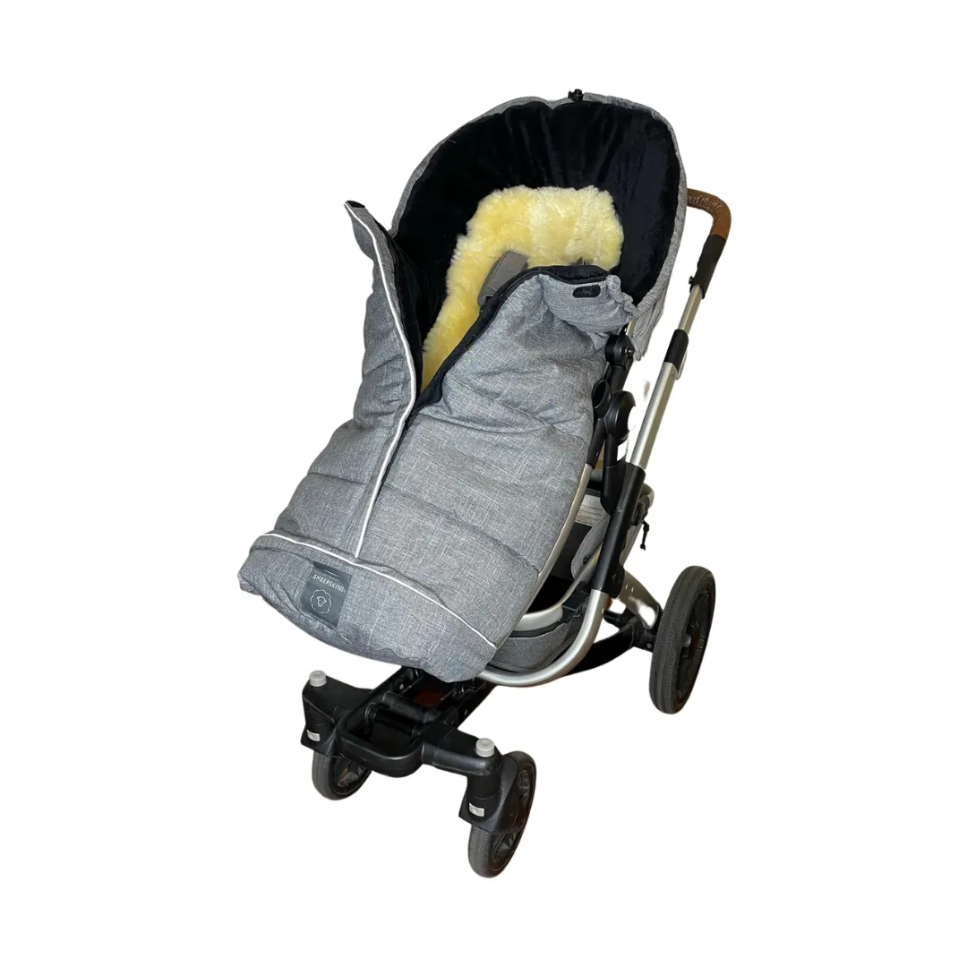 Combi Fleece Footmuff with removable Lambskin Liner (Universal Fit)