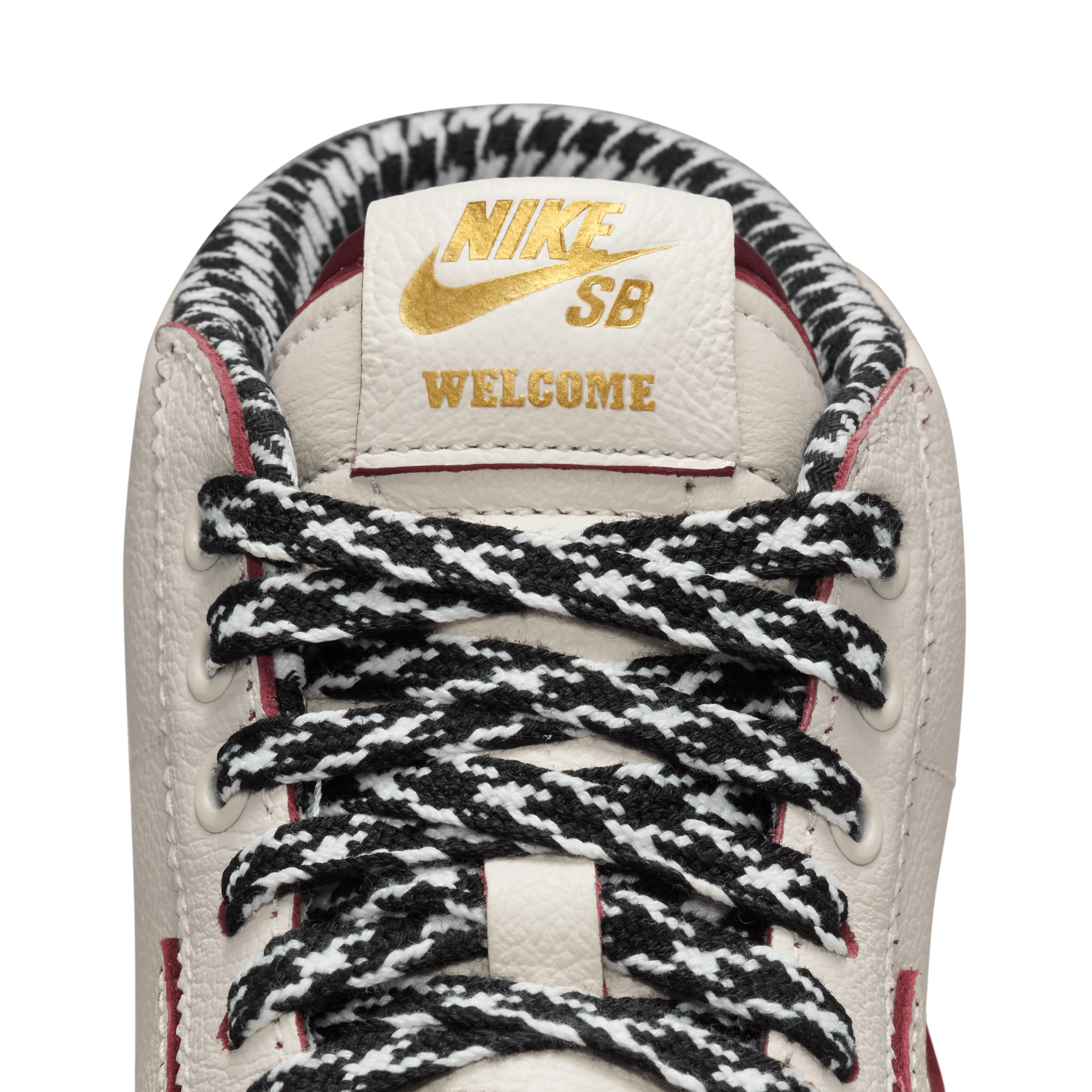 Nike SB Zoom Blazer Mid "Welcome Skateshop"