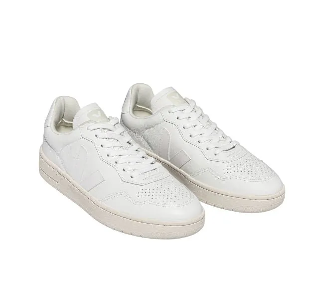 VEJA V-90 O.T. Leather extra white men