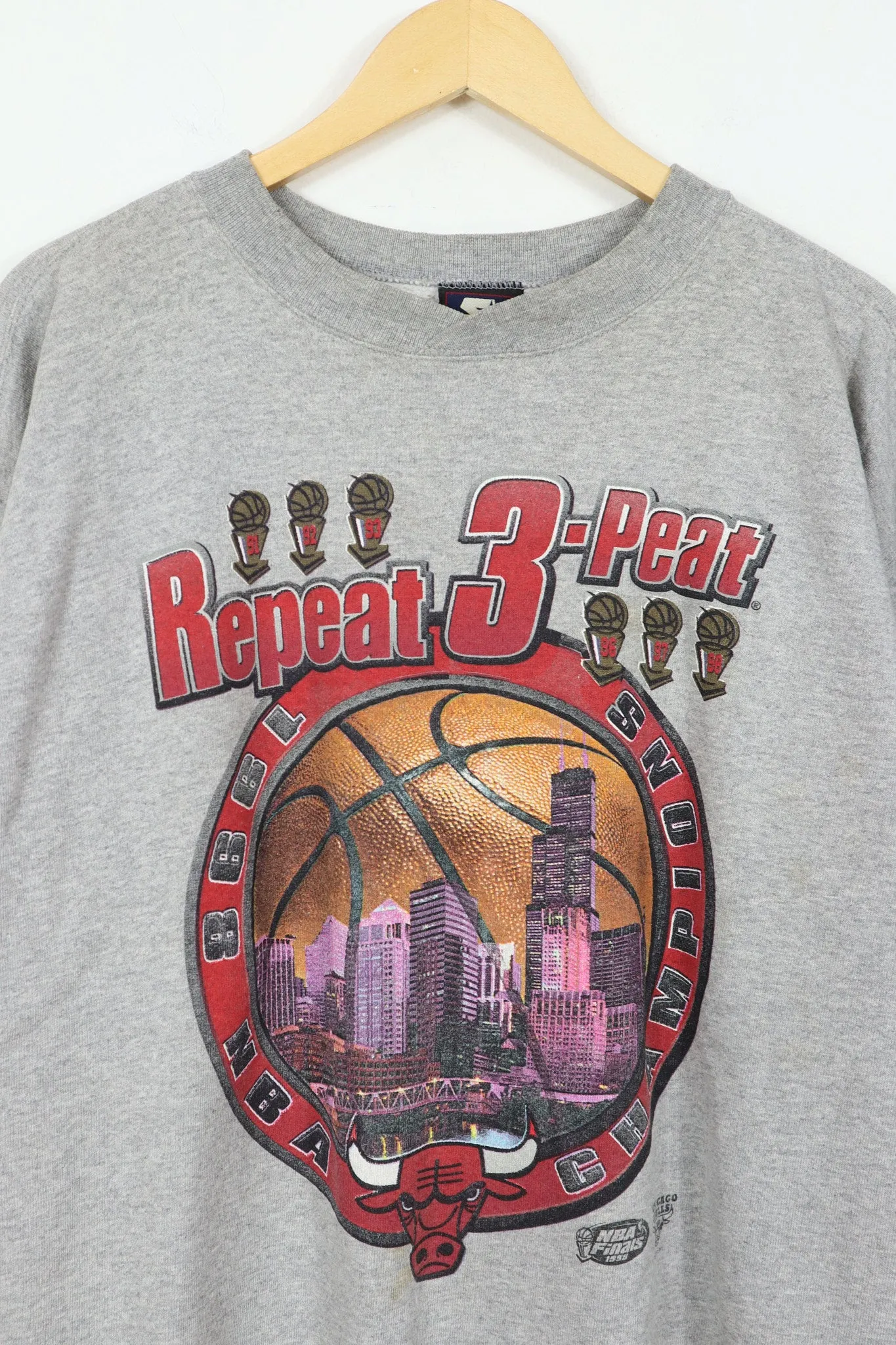 Vintage Chicago Bulls 1998 3-Peat Crewneck